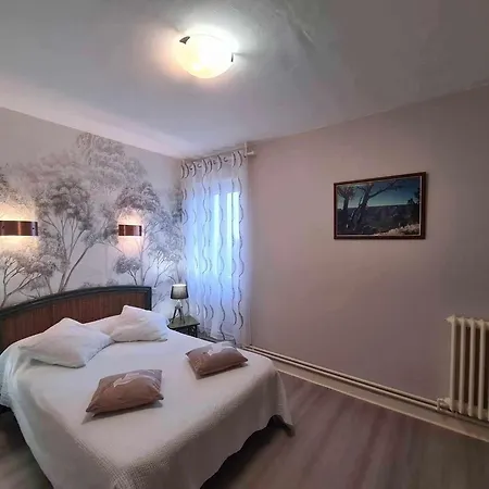 Belle Vue Hotel 2*