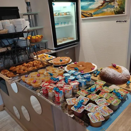 Belle Vue מלון 2*