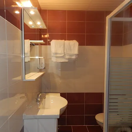 Hotel Belle Vue 2*